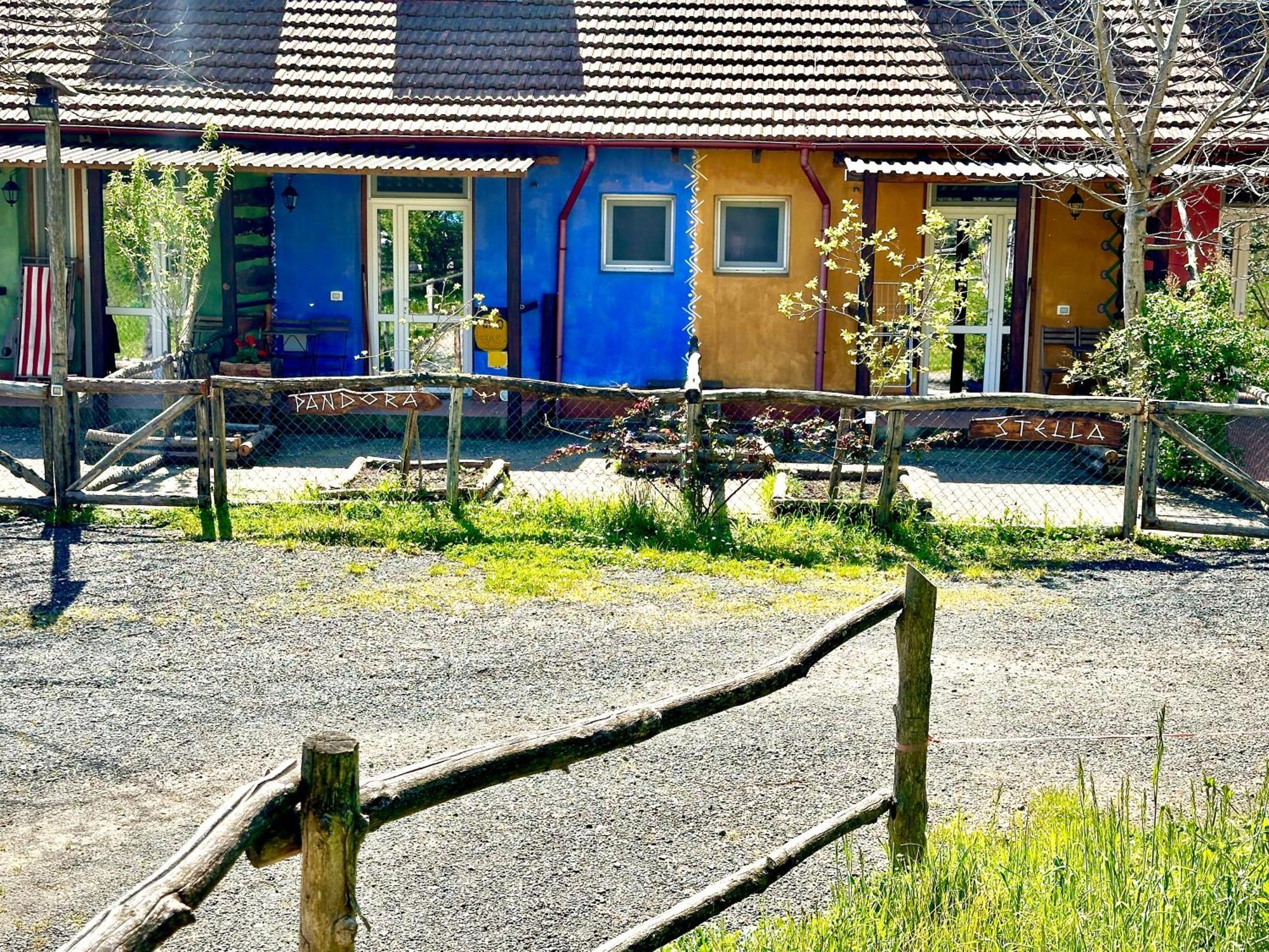 Agriturismo Ca Du Chittu Carro Kültér fotó